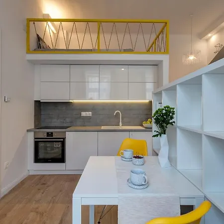 Avenue Loft J13 *