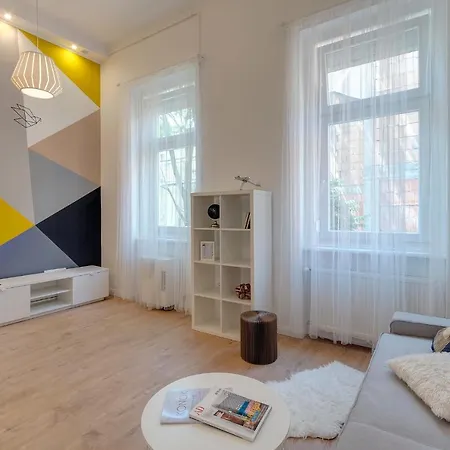 Avenue Loft J13 Budapest